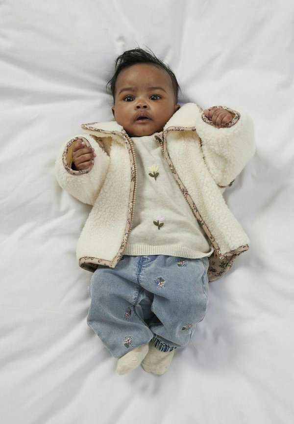 SHAPED - Jeans Relaxed Fit