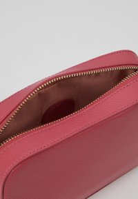 Coccinelle Torba na ramię