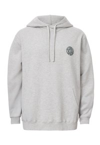 Felpa grigia realizzata in tessuto morbido con tasca frontale, cappuccio con cordino e un logo circolare sul petto di un grigio più scuro.