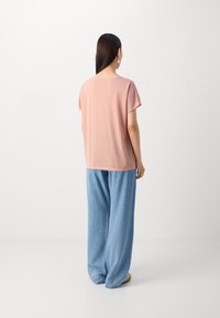 Mos Mosh TEE - Trükipildiga T-särk - rose