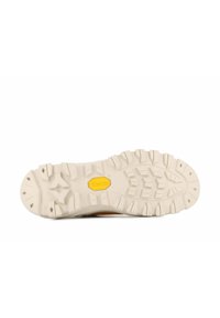 Suela Vibram que presenta una base de goma blanca texturizada con un acento de logo amarillo. Incluye un diseño de banda multidireccional para agarre y tracción.