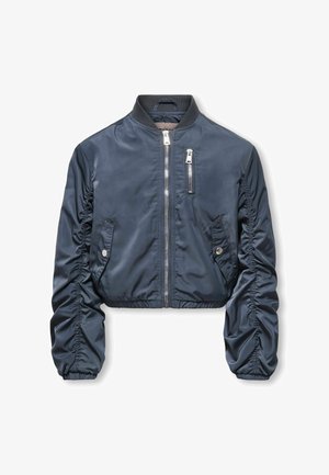 Veste bomber courte bleu marine en satin, avec fronces élastiques sur les manches, fermeture éclair à l'avant et poches latérales.