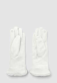 Guanti bianchi realizzati in materiale morbido con rivestimento in peluche. Caratteristiche includono un design elegante, stile a cinque dita e dettagli di cucitura sottili.