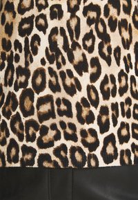 Dorothy Perkins Svetr - camel