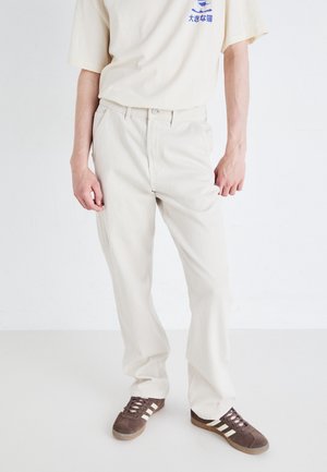 Vaqueros rectos - beige