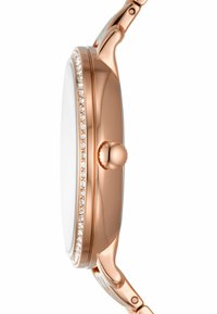 Montre en or rose avec un boîtier lisse et une lunette ornée de cristaux. Dispose d'un cadran rond, d'une couronne simple et d'une finition en métal poli.