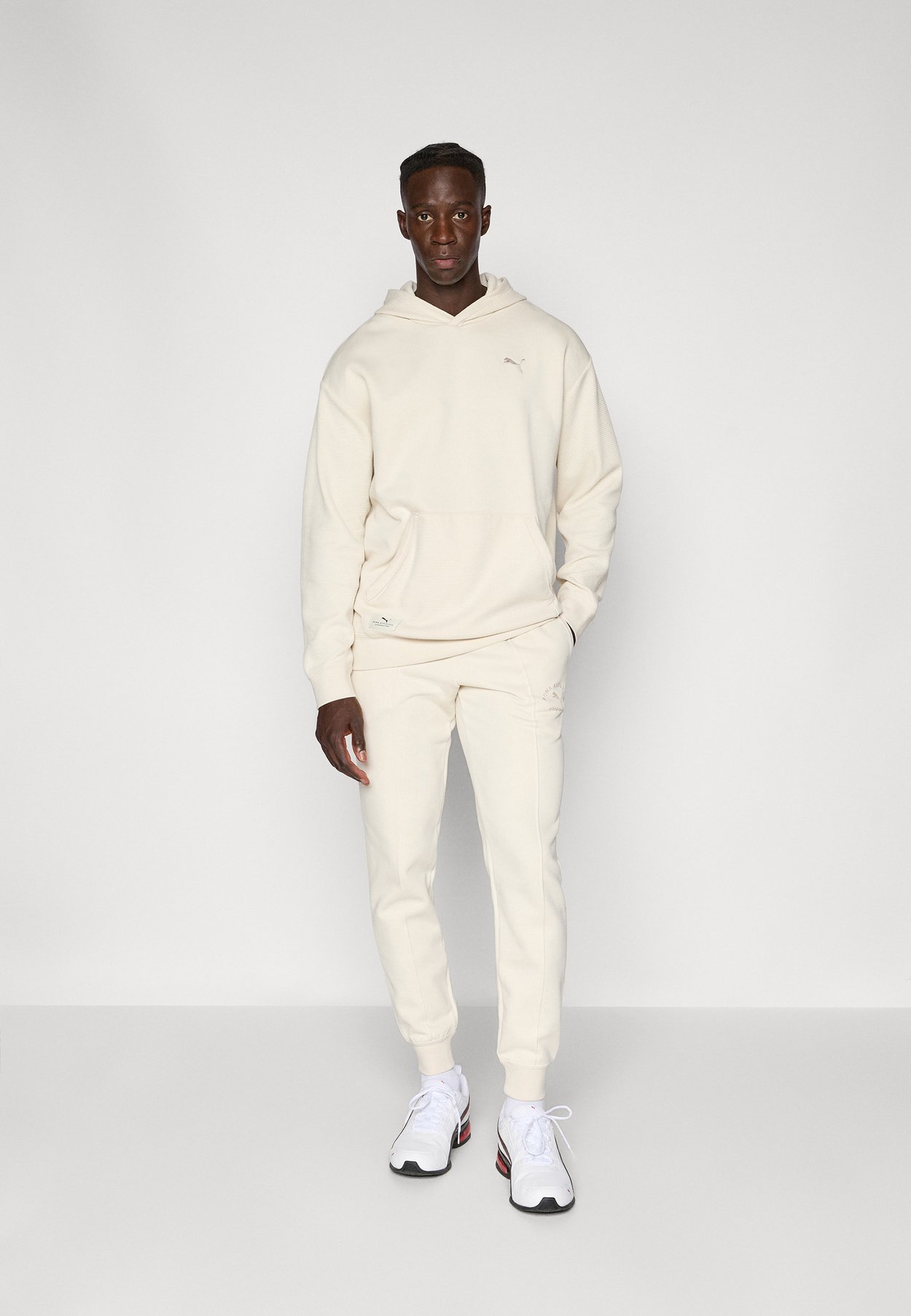CLASS BETTER SWEATPANTS