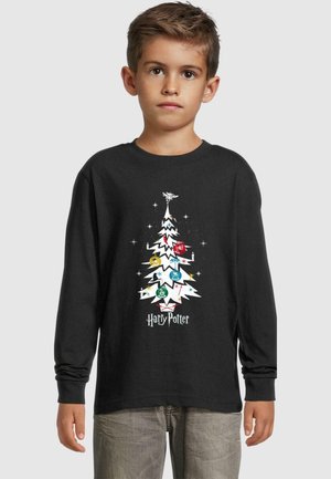Schwarzes Langarmshirt mit einem Grafikdesign eines Weihnachtsbaums, der mit bunten Ornamenten geschmückt ist, und dem Text "Harry Potter" am unteren Rand.