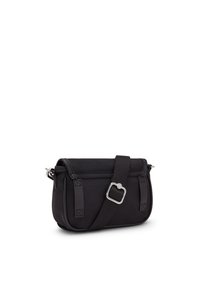 Borsa a tracolla nera in nylon con forma rettangolare, tracolla imbottita e dettagli in metallo argentato. Texture liscia con dettagli minimi.