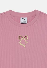 Puma GRAPHIC BOW LONGSLEEVE TEEN - Hosszú ujjú felső - poised pink