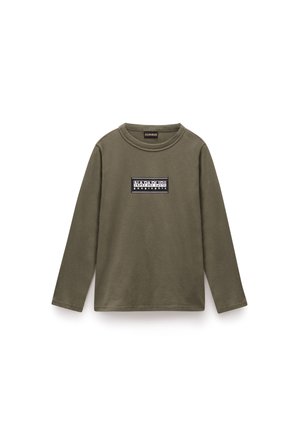 Olivegrünes langärmliges T-Shirt aus Baumwolle mit einem rechteckigen grafischen Logo in Schwarz und Weiß auf der Brust.