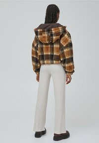 PULL&BEAR Giacca in pile - dark brown