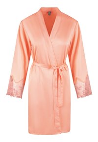 Perzikkleurige satijnen kimono-rok met lange mouwen, kantafwerking bij de manchetten en een bijpassende ceintuur. Gladde textuur en wikkeldesign.