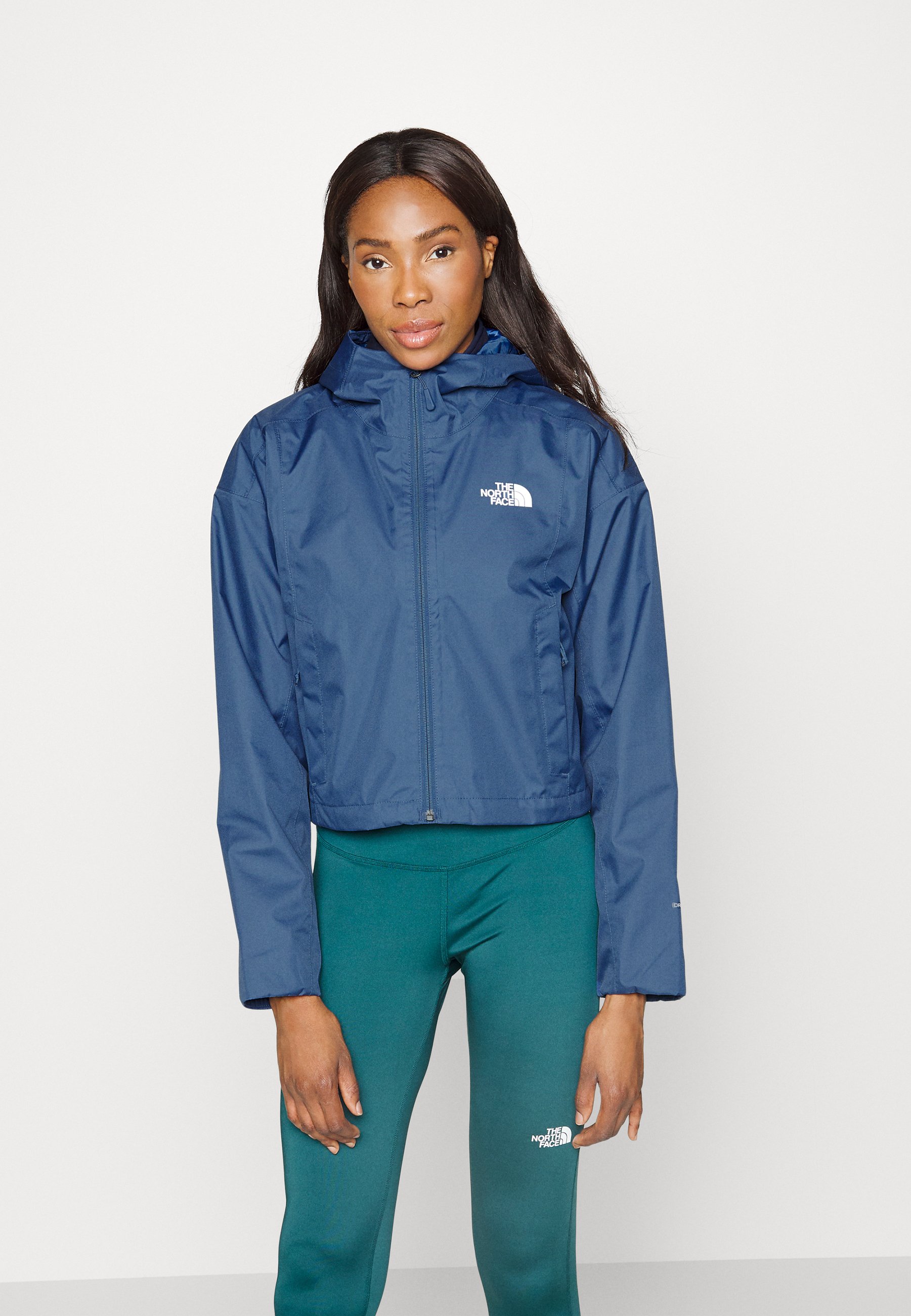 north face cropped quest jacket