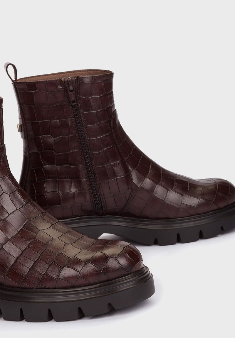 Shoes Botas Rojas Wonders Botas Planas Cordones Mujer Botas Altas