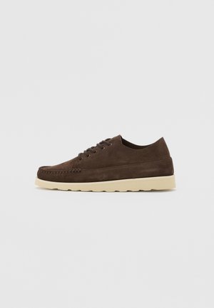 MILO MACAW - Veterschoenen - dark brown
