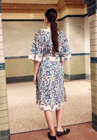 Cath Kidston PRINTED KIMONO - Köntös - blue white floral