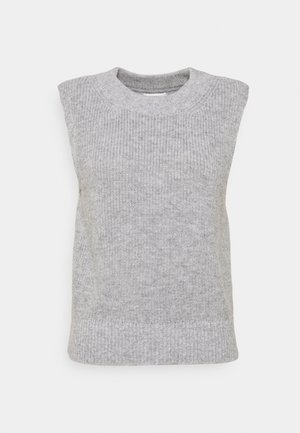 Gilet en maille sans manches gris clair avec encolure ronde et bord-côtes, présenté sur un fond clair uni.