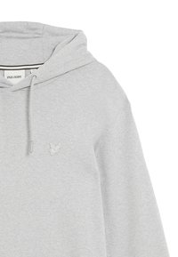 Felpa leggera grigia realizzata in morbido tessuto, con tasca a marsupio, cappuccio con cordini e un piccolo logo ricamato sul petto.