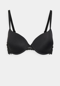 Soutien-gorge noir rembourré avec des fines bretelles, doté d'une bordure en dentelle le long du bas et d'une texture lisse semblable à du satin sur les bonnets.