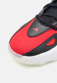 adidas Performance TRAE UNLIMITED 2 - Scarpe da basket - better scarlet/core black