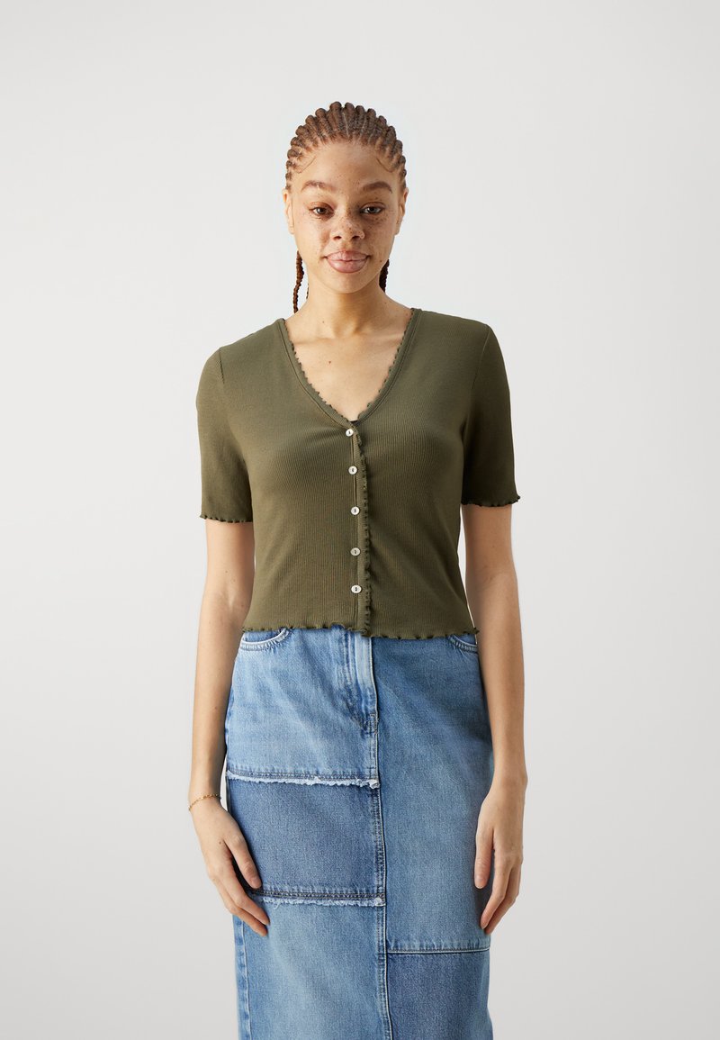 ONLY ONLLAILA BUTTON - Basic T-shirt - kalamata