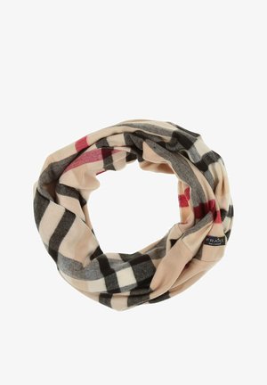 Beige skotu šalle ar melniem un sarkaniem akcentiem, izgatavota no mīkstas auduma ar gludu tekstūru un cilpas dizainu. Redzama zīmola etiķete.