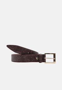 Cintura in pelle color bordeaux scuro con motivo inciso, fibbia quadrata dorata e cuciture a contrasto. Dotata di cinque fori per la regolazione della misura.