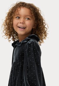 Marks & Spencer SPARKLY VELVET - Koktejlové šaty / šaty na párty - black