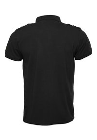 Schwarzes Polohemd aus Baumwolle, mit klassischem Kragen, kurzen Ärmeln und Schulterklappen. Glatte Textur, keine sichtbaren Muster.