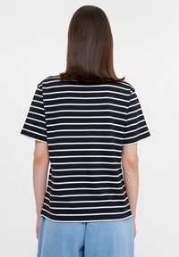 Greenpoint - T-shirt z nadrukiem