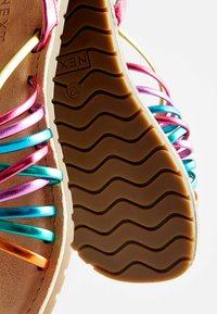Next REGULAR FIT - Sandali - rainbow bright