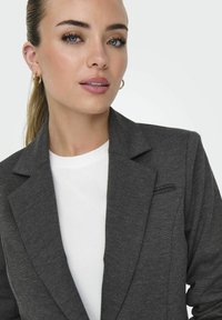 ONLY ONLPEACH FIT - Kratka jakna - dark grey melange