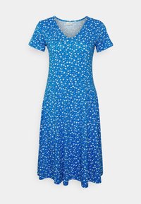 Robe bleue jusqu'aux genoux avec des manches courtes et un col en V, ornée d'un petit motif de fleurs blanches tout au long.