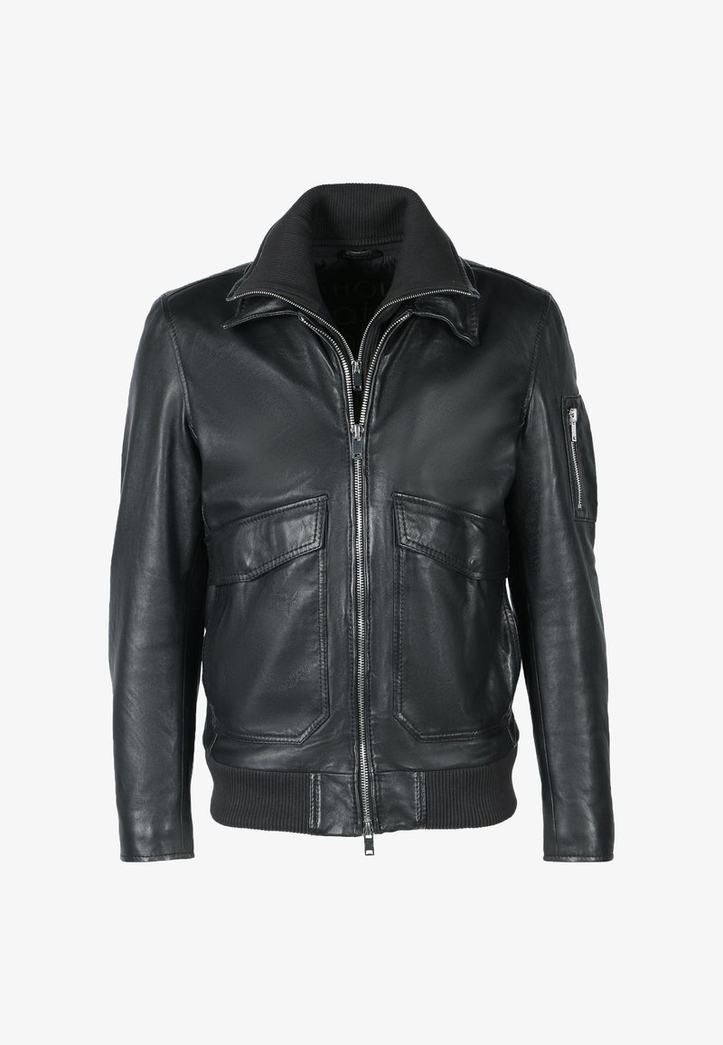 Svart läderjacka med zip fram, ribbat krage och två framfickor. Slät yta med synliga sömdetaljer.
