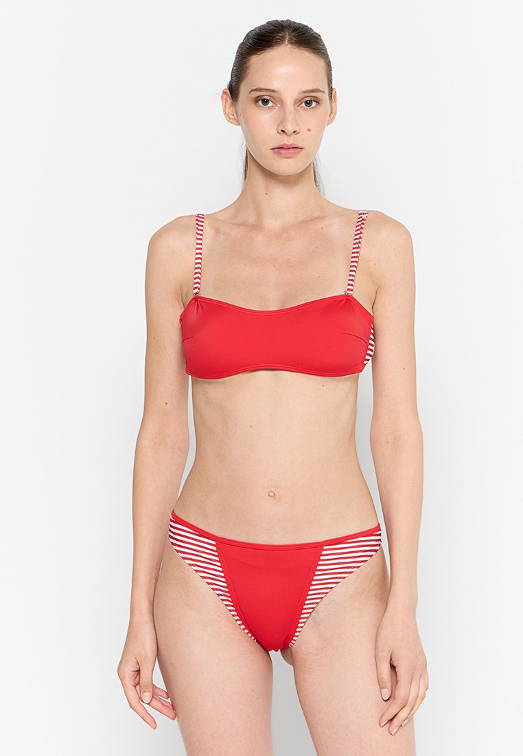 Top de bikini