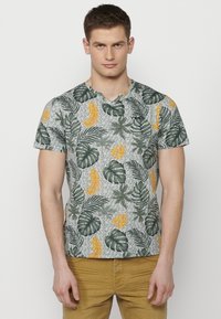 SHORT SLEEVE - Majica kratkih rukava s printom - kaki   khaki