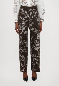 Paul & Joe PANTALON - Bukser - marron