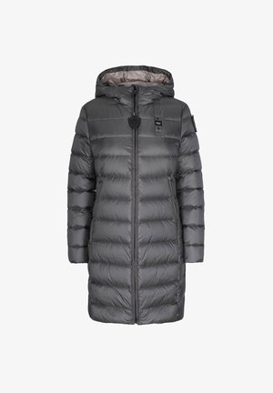 Grijze pufferjack met een capuchon, voorzien van een rits aan de voorkant, gestikte panelen, zijzakken en een logo-oppatch op de borst. Soepele textuur.