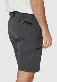Sail Racing SPRAY T8 - Shorts - dk grey solid