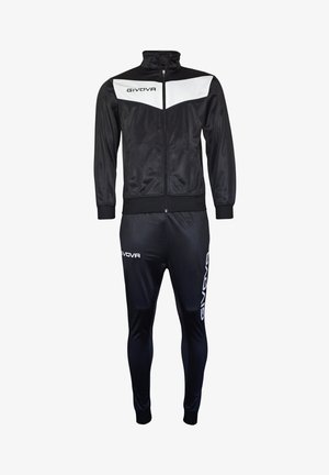 Zwarte trainingspak van gladde stof. Het zip-up jack heeft een witte acccent en het GIVOVA-logo. Bijpassende slim fit broek met logo aan de zijkant.
