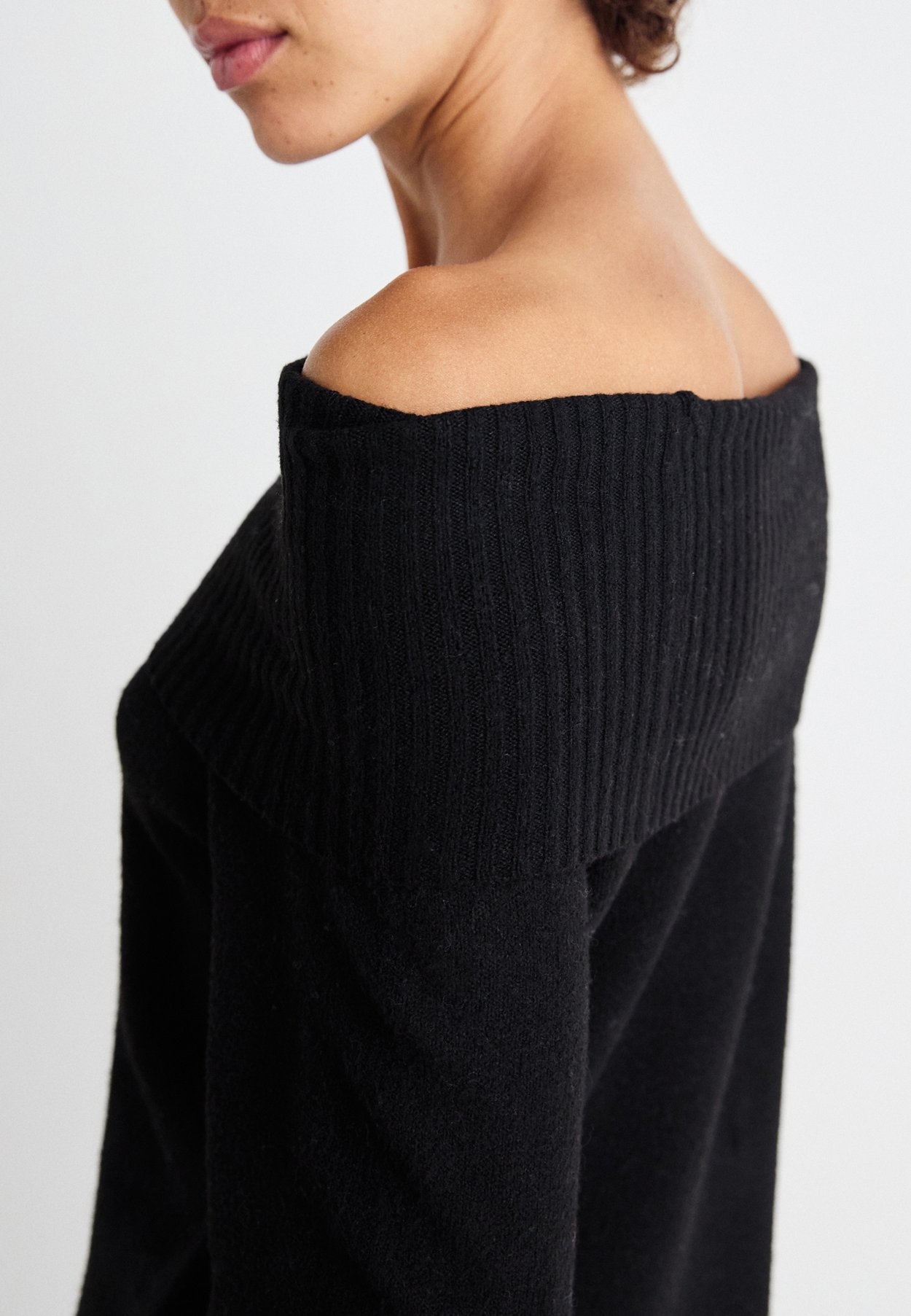 ONLJEANETT LIFE OFF SHOULDER