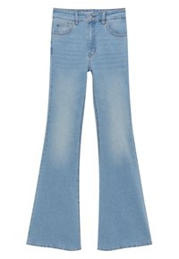 Jean évasé en denim bleu clair avec une taille haute, doté de cinq poches et d'une couture contrastante, texture lisse et légère décoloration.