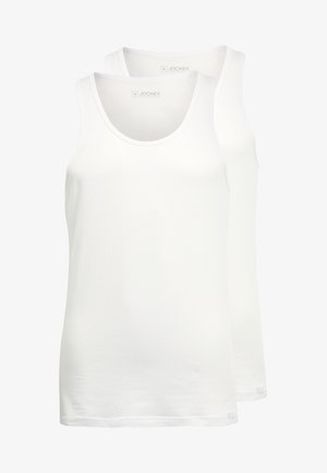 Zwei weiße Baumwoll-Tanktops mit rundem Ausschnitt, nahtlosen Armausschnitten und geradem Saum. Der Stoff scheint glatt und leicht zu sein.