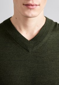 NN.07 Maglione - dark green