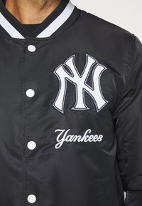 New Era MLB NEW YORK YANKEES LOGO SELECT JACKET - Vereinsmannschaften - black