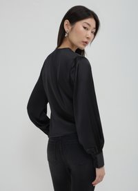 Calliope CROISÉ AVEC CEINTURE - Camicetta - noir