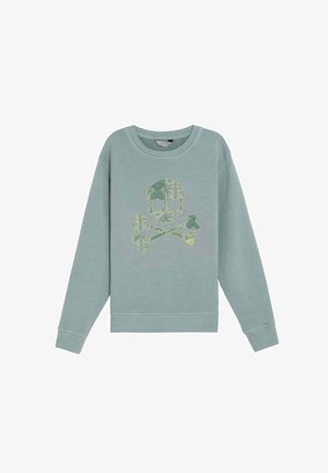 Lichtblauw crewneck sweatshirt met lange mouwen en een frontale afbeelding van een schedel en gekruiste botten gevuld met een palmboompatroon.