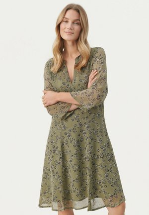 Part Two ELKA - Jurk - vetiver scattered flower