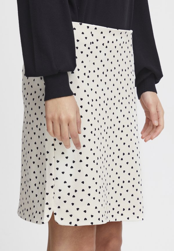 IHKate - Pencil skirt - birch heart aop4